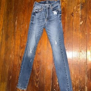 Areopostal jeans